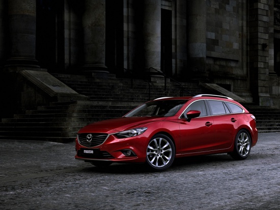 Новое поколение Mazda6 в кузове универсал дебютирует в Париже