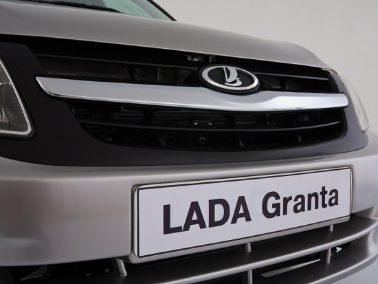 Lada Granta начнут собирать на "ИжАвто" в 2013 году