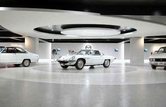 Теперь любой желающий может посетить музей Mazda... виртуально