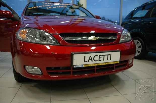 Chevrolet Lacetti - «народный» автомобиль с итальянской внешностью и корейскими корнями 