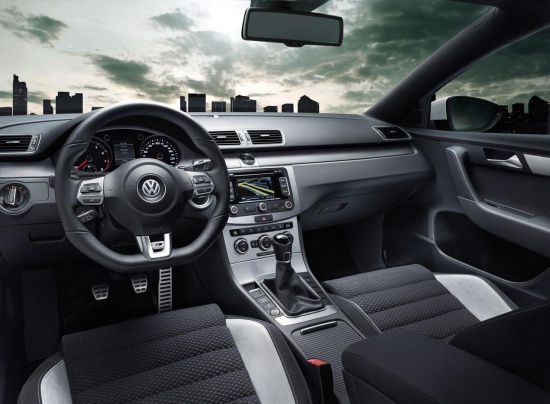Volkswagen показал новый Passat R-Line