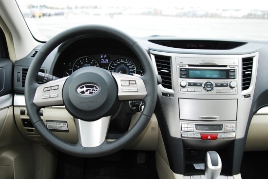 Обзор Subaru Outback и Subaru Legacy 2010