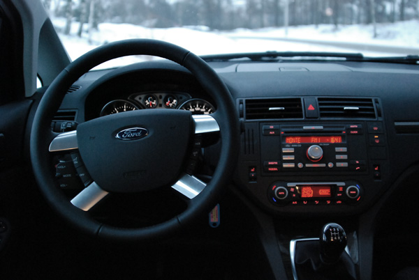 Обзор Ford C-Max и Mazda CХ-7 2009