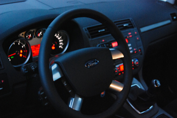Обзор Ford C-Max и Mazda CХ-7 2009