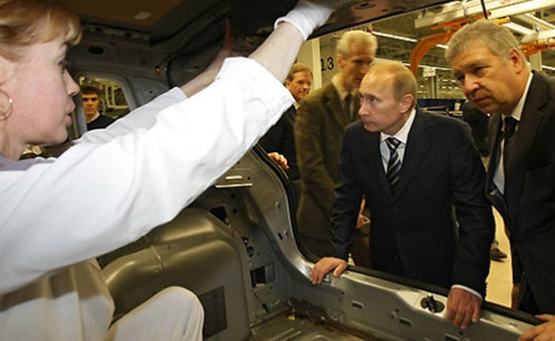 Путин опробовал калужский Volkswagen