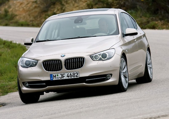 Известны российские цены на полноприводную BMW 5 GT