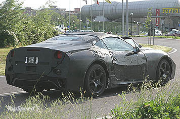  Ferrari GT: Шпионские фото