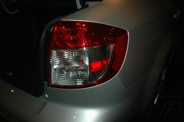 По словам Сергея Шатохина, задние фонари аутентичная разработка дизайнеров Suzuki, которой они превзошли коллег из BMW