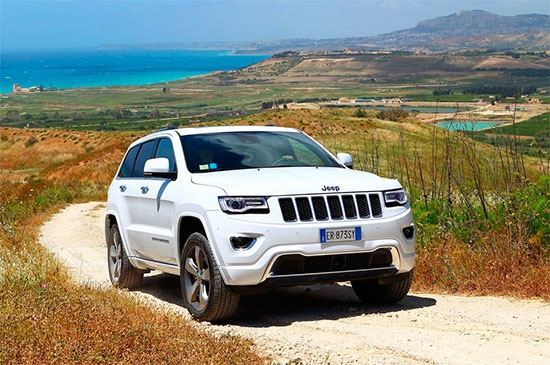 Jeep начал продажи первых Jeep Grand Cherokee с новым мотором 3.0