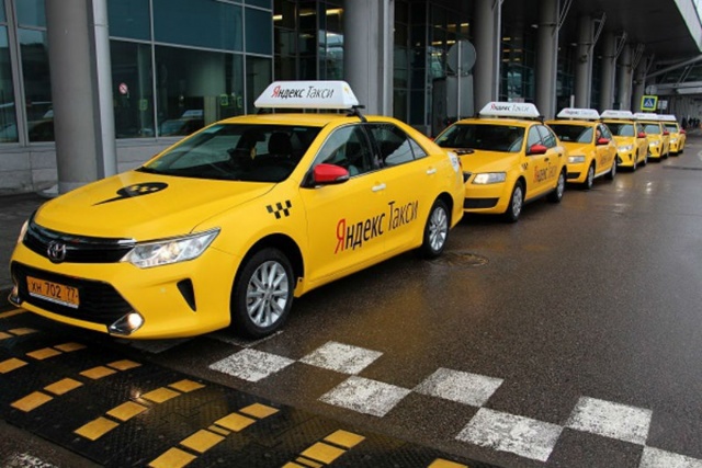Агрегаторы Яндекс и Uber вытеснили с рынка мелких перевозчиков
