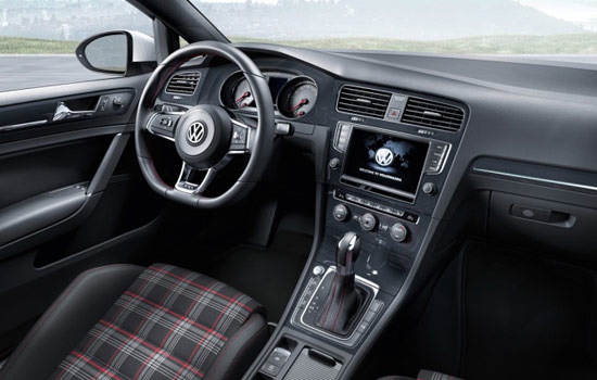 Volkswagen представил Golf GTI VII