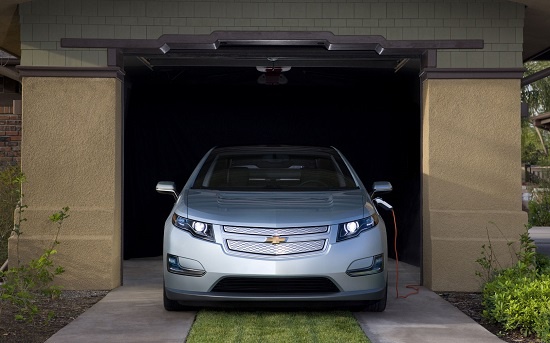 Chevrolet отзывает более 64 000 гибридов Volt