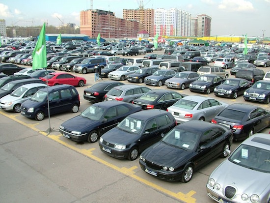 Покупатели подержанных автомобилей предпочитают черный цвет