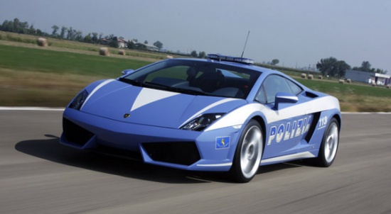 Итальянская полиция разбила служебный Lamborghini
