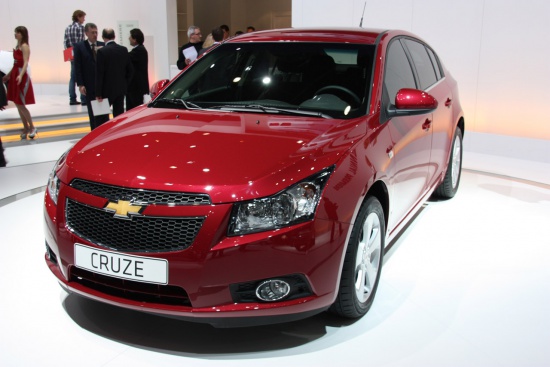 Женева 2011: Chevrolet Cruze хэтчбек