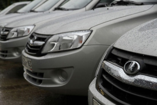 АвтоВАЗ объявил об отзыве более 45 000 автомобилей  Lada Granta