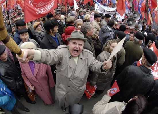 Массовые протесты автомобилистов в День конституции РФ