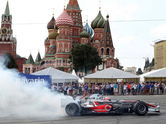 Формулы-1 проедут по Москве 15 июля
