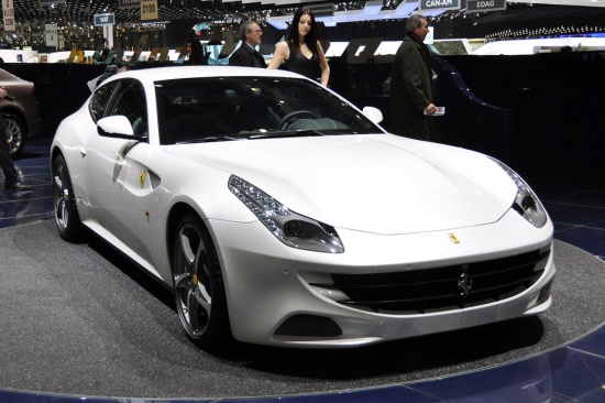 Женева 2011: Ferrari FF – полный “пэ”