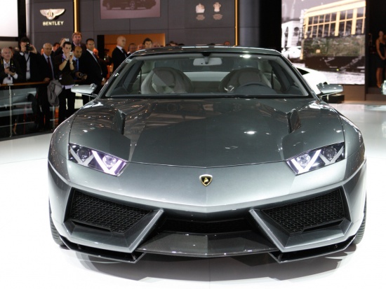 Lamborghini Estoque планирует стать серийным