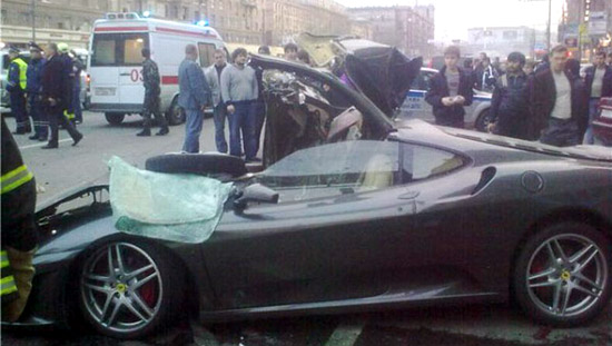 Первый в России разбитый по дурости Ferrari
