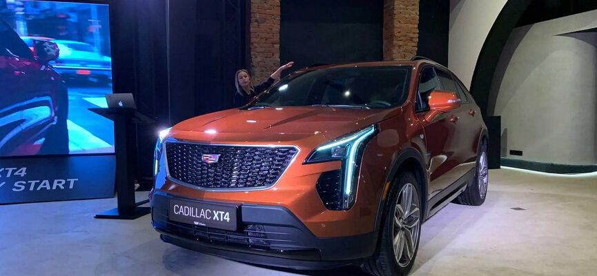 Cadillac XT4 появился в РФ