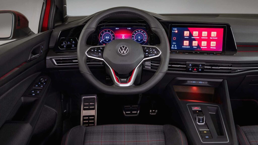 Салон Volkswagen Golf GTI