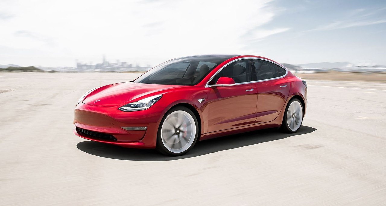 Tesla Model 3 получила обновление