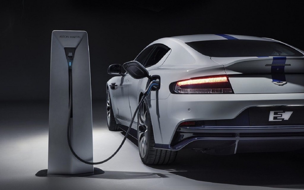 Компания Aston Martin планирует активно развивать электромобили