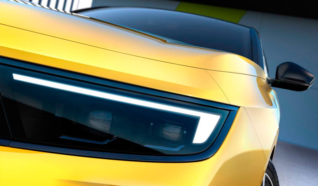 Opel опубликовала фото с новой Astra