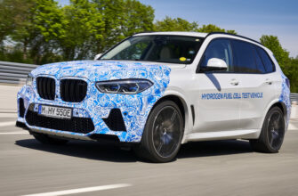 BMW показала водородный кроссовер X5 во время испытаний