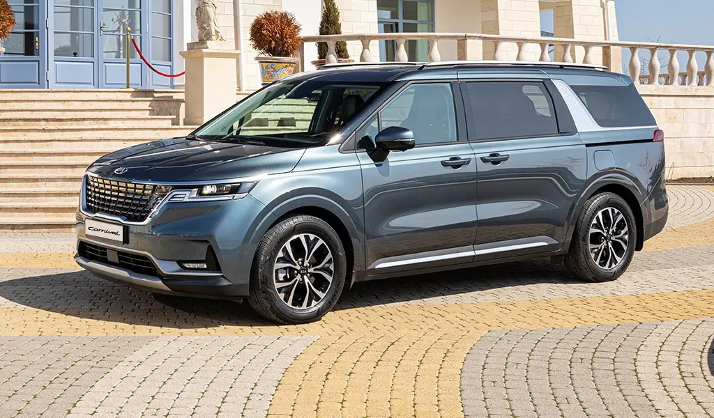 KIA анонсировала появление двух новых моделей в Узбекистане