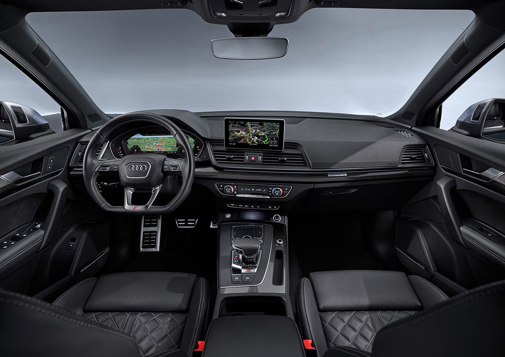 Салон Audi SQ5