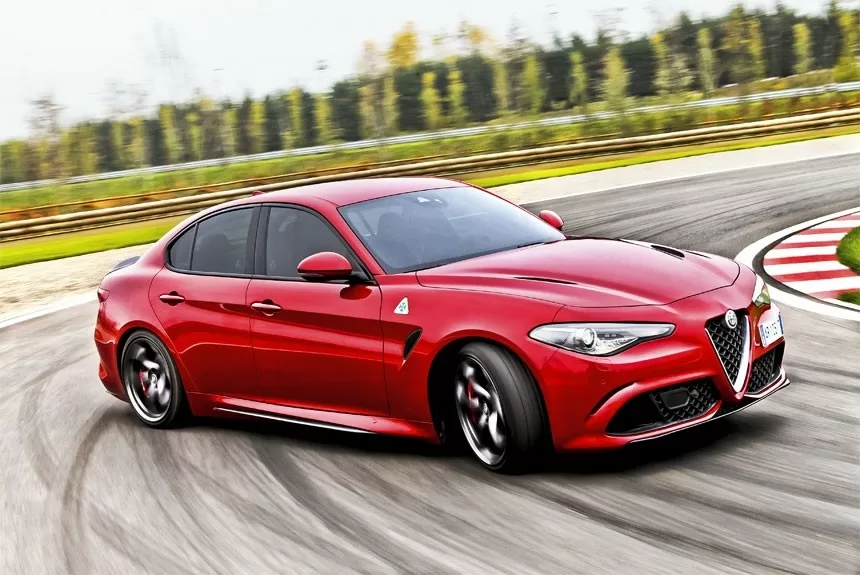 Alfa Romeo В последнее время новости об Alfa Romeo стали редким явлением