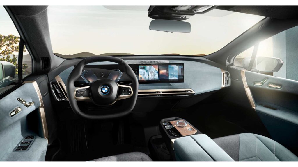 Салон BMW iX