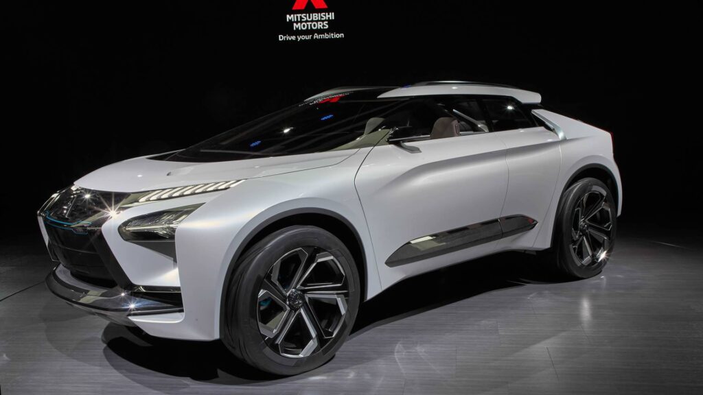Сообщается, что по технической начинке он будет максимально похож на модель Nissan Ariya