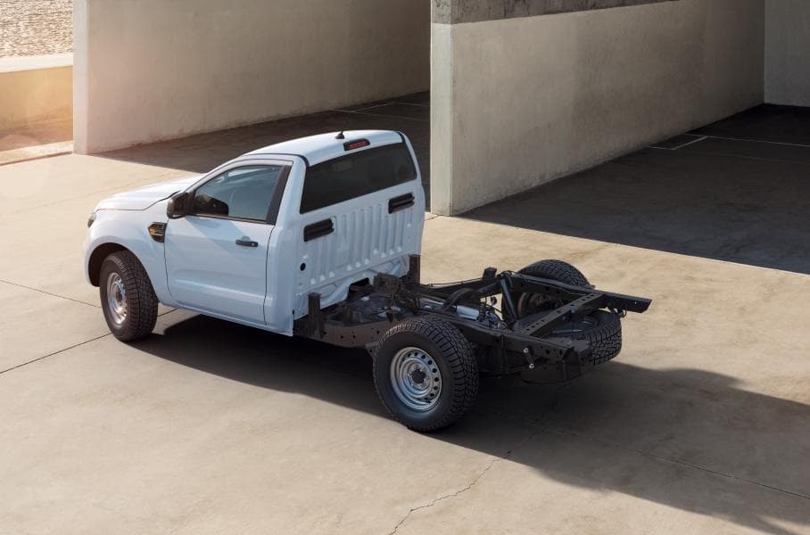 На шасси утилитарного пикапа Ranger можно разместить что угодно. Можно переделать автомобиль под нужды строителей или лесозаготовительных компаний